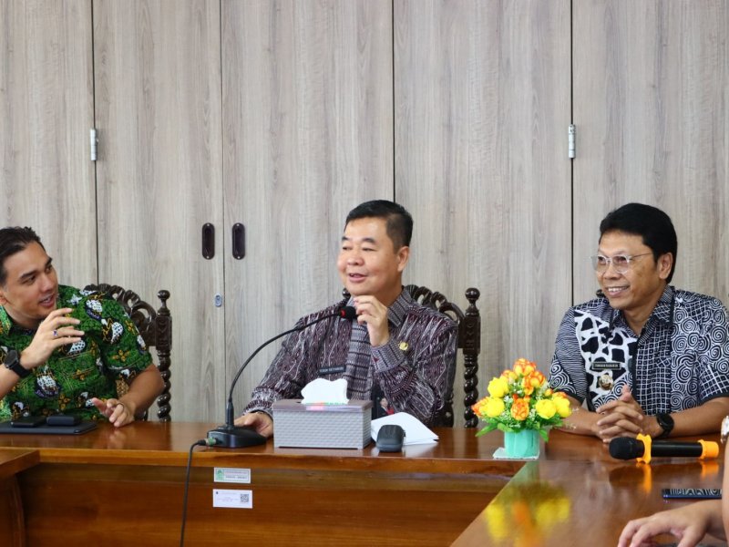 Pemilu Sukses Dirjen Teguh Ganjar Dinas Dukcapil KabupatenKota Minimal 1 Unit Mobile Enrollment